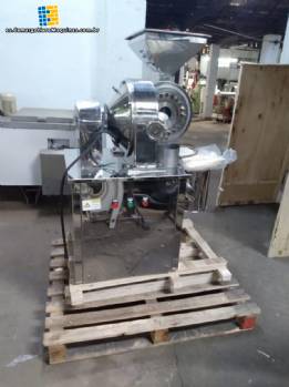 Molino industrial de acero inoxidable 300 kg China