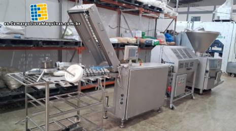 L�nea autom�tica de VEMAG para la elaboraci�n de carne y nuggets, con una capacidad de 3 toneladas por hora