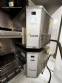Horno transportador Lincoln de acero inoxidable para hornear galletas y pizza.