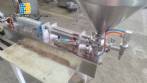 Llenadora semiautom�tica para l�quidos y empanadas con 1 boquilla