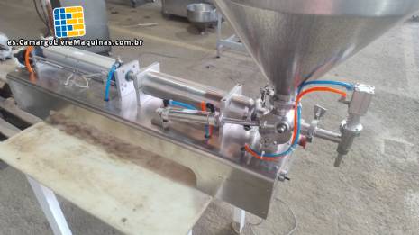 Llenadora semiautomtica para lquidos y empanadas con 1 boquilla
