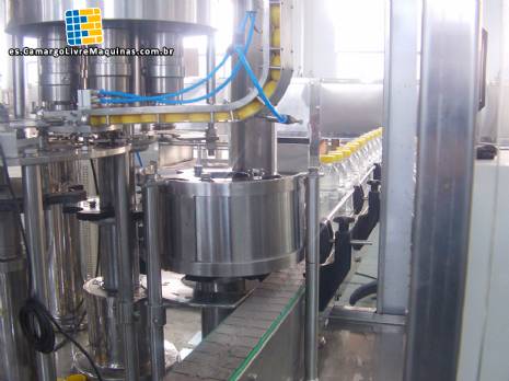 Mquina de llenado rotativa de tres bloques West Equipamentos