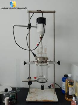 Reactor de sobremesa con camisa de vidrio Adonex de 1 litro (1000 ml).