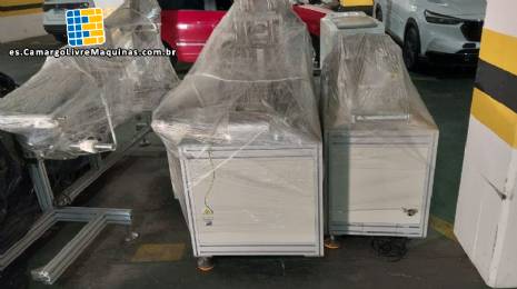 Lnea para la produccin de mascarillas quirrgicas TNT para adultos y nios.