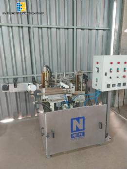 Etiquetadora automtica Neife para latas, tarros y botellas cilndricas