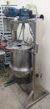 Olla basculante de acero inoxidable con camisa de gas de 100 litros