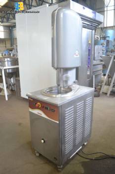 Productor vertical de helados Cattabriga