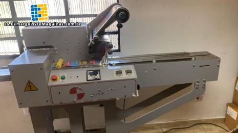M�quina de envasado flow pack Cassan CSS 60FC, hasta 60 unidades por minuto, a�o 2025
