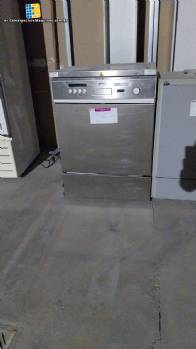 Lavadora de cristalera SMEG