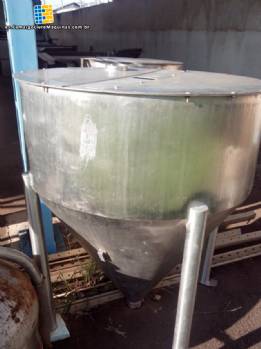 Silo cnico de acero inoxidable con patas