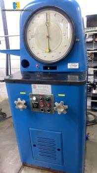 Equipo universal de ensayo de flexi�n por tracci�n TOKYOKOKI SEIZOSHO de 30 toneladas