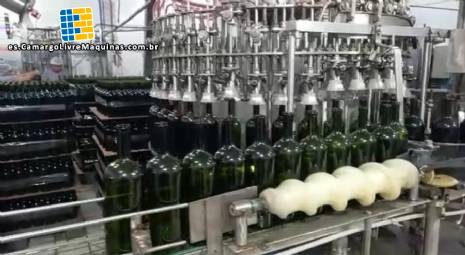 Llenadora al vac�o 40 boquillas con tap�n de corcho Velluto Rebelo