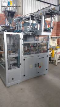 Mquina automtica de montaje de cajas de cartn Raumak