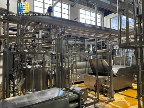 Sistema Tetra Pak UHT VTIS para el procesamiento asptico de leche de vaca, esterilizacin de 13.000 litros/hora