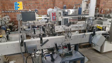 Etiquetadora autom�tica de doble cabezal para etiquetas autoadhesivas Bauch Campos