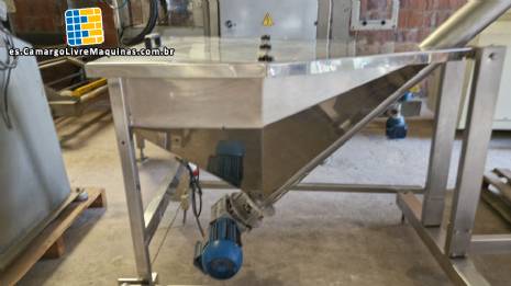 Transportador de tornillo inclinado con silo de acero inoxidable