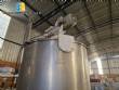 Olla de acero inoxidable con camisa de 2000 litros.
