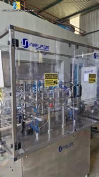 Llenadora lineal con sistema de llenado de 6 pistones