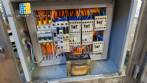 M�quina formadora de hamburguesas Sampafi de acero inoxidable, 45 unidades por minuto.