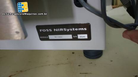 Diffuse reflectance spectrometer for chromatograph Diffuse reflectance spectrometer for chromatograph