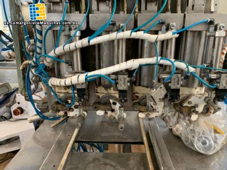 Dispensador de chocolate de acero inoxidable con 4 pistones Dispensador de chocolate de acero inoxidable con 4 pistones