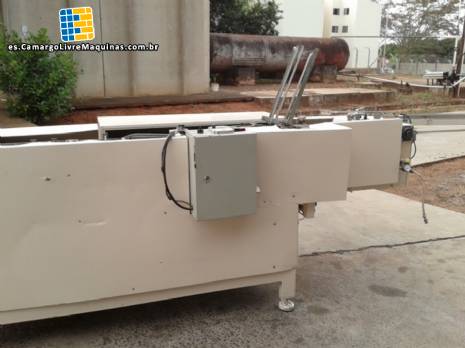 Encartuchadeira CRF y dos tanques en acero inoxidable Encartuchadeira CRF y dos tanques en acero inoxidable