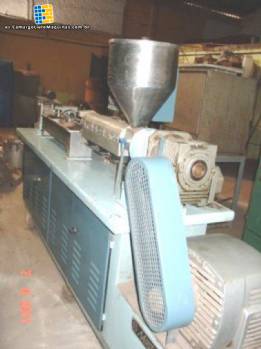 Extrusora de laboratorio, marca Miotto-contrato Extrusora de laboratorio, marca Miotto-contrato