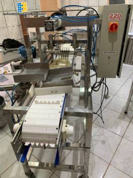 Máquina dosificadora de pan de ajo WJ Vernillo 1.800 panes/hora Máquina dosificadora de pan de ajo WJ Vernillo 1.800 panes/hora
