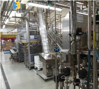 Máquina llenadora automática para envasado de bolsas stand up preformadas Gualapack Máquina llenadora automática para envasado de bolsas stand up preformadas Gualapack